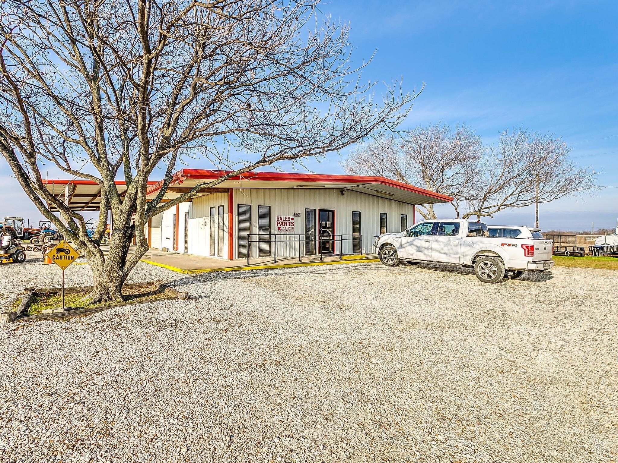 3456 S Burleson Blvd, Alvarado, TX 76009