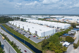 8565 W 44th Ave, Hialeah, FL - aerial  map view