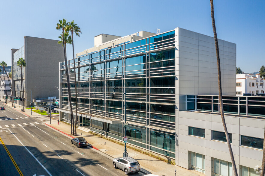 8929 Wilshire Blvd, Beverly Hills, CA for lease - Building Photo - Image 2 of 3