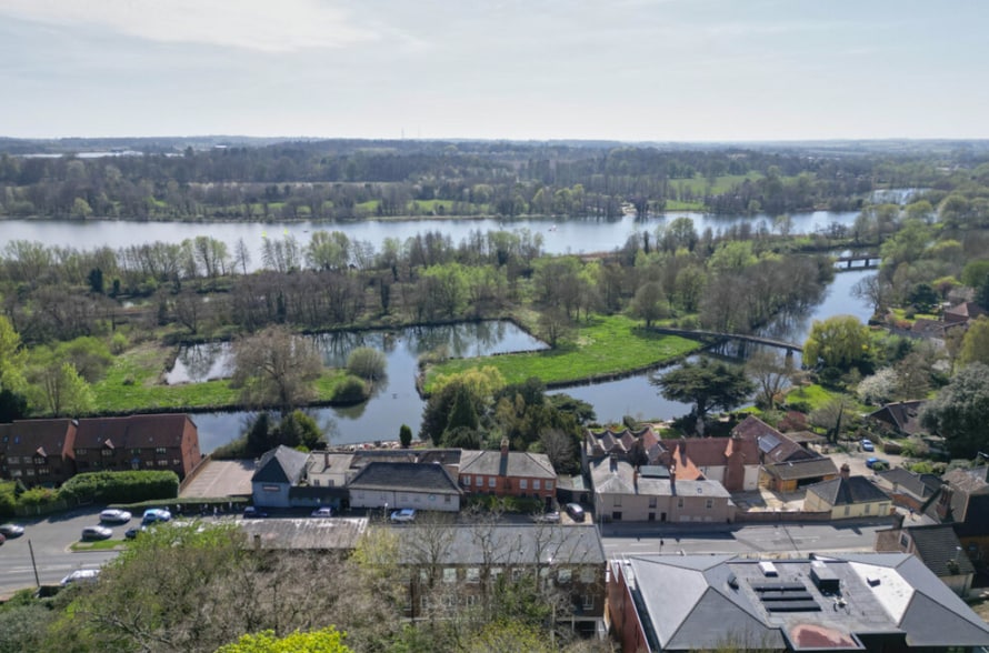 29 Yarmouth Rd, Norwich for lease - Aerial - Image 3 of 3