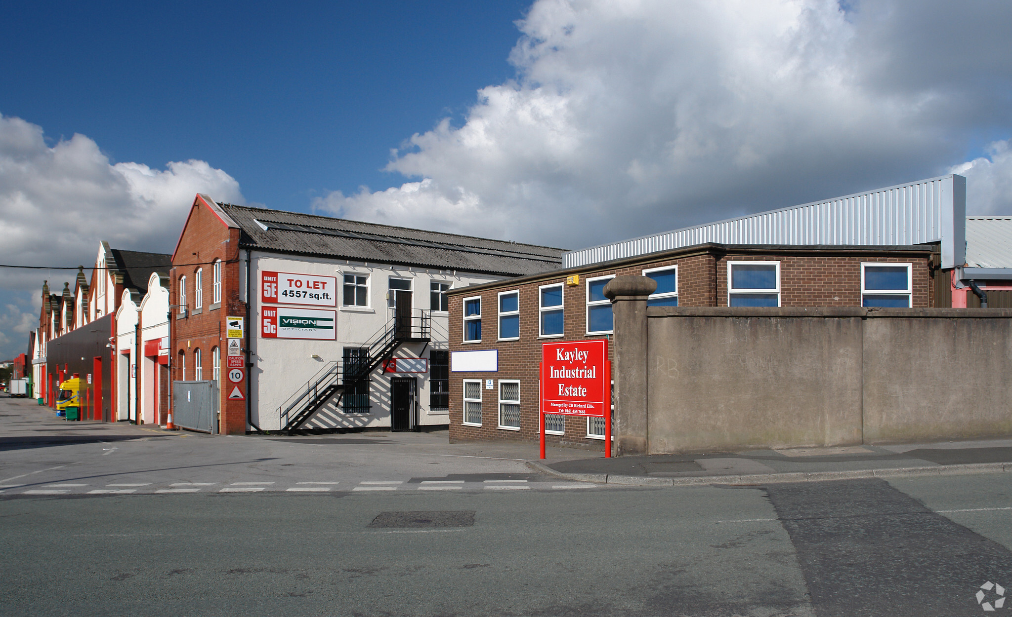 Richmond St, Ashton Under Lyne for lease Primary Photo- Image 1 of 2