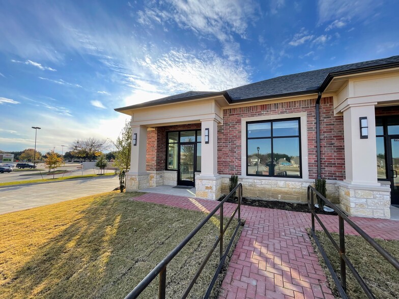 7700 Preston Rd, Frisco, TX for lease - Building Photo - Image 3 of 38