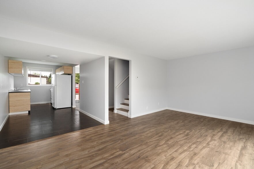 470 Dogwood St, Campbell River, BC for sale - Interior Photo - Image 3 of 24