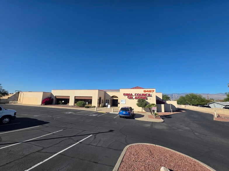 8467 E Broadway Blvd, Tucson, AZ for sale - Building Photo - Image 1 of 10