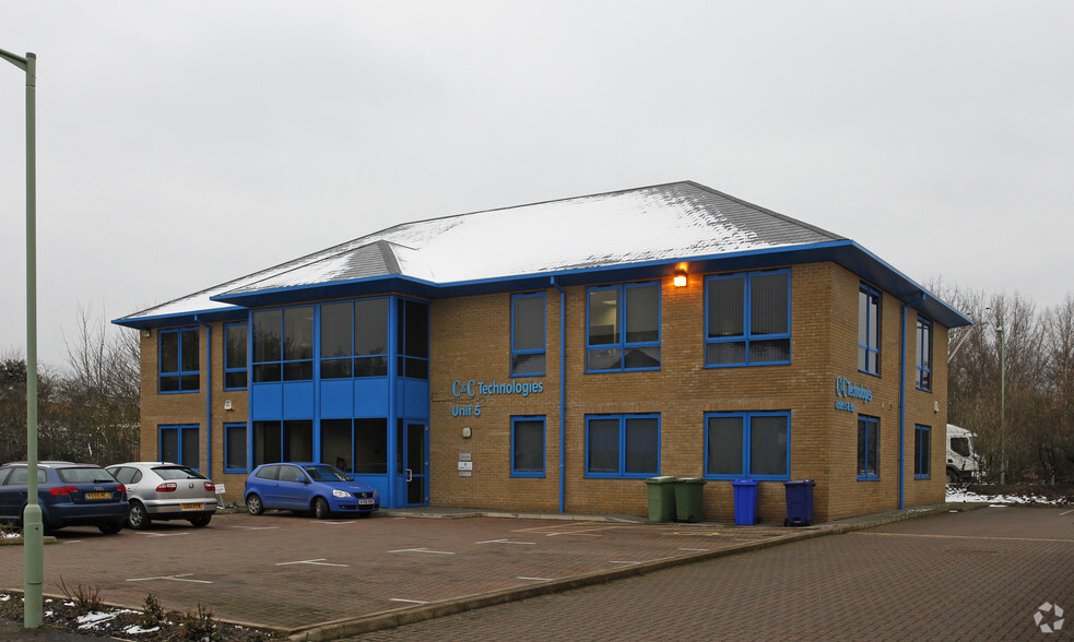 5 Hillside Rd, Bury St Edmunds for lease - Building Photo - Image 1 of 2