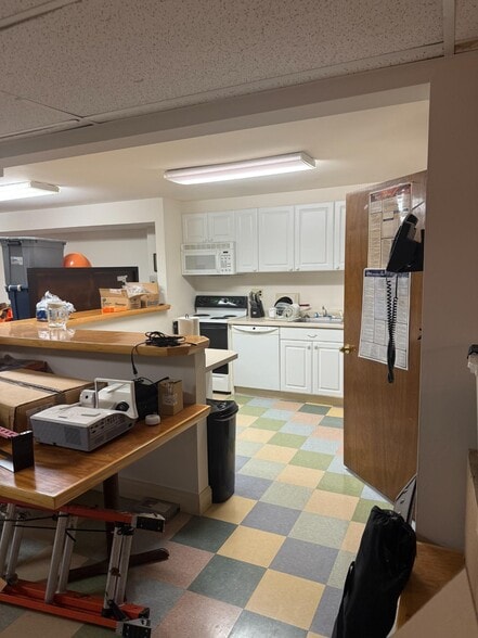 337 E Main St, Newark, DE for sale - Interior Photo - Image 3 of 4