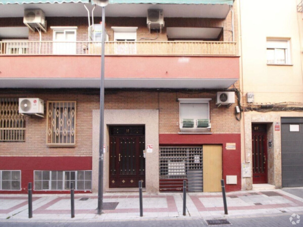 Calle el Salvador, 14, Getafe, MAD 28904 - Unit Puerta 01, Esc. 1 -  - Interior Photo - Image 1 of 18