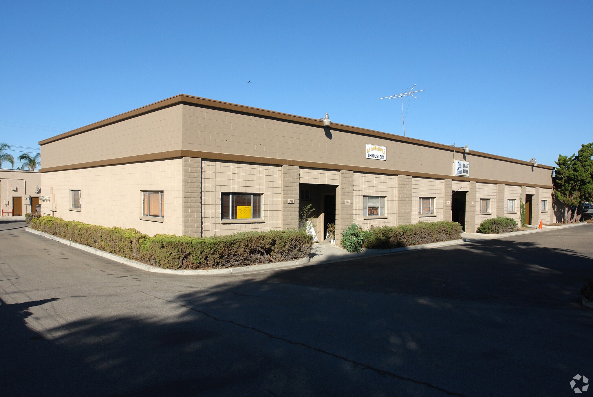 387-399 Lewis Rd, Camarillo, CA for sale Primary Photo- Image 1 of 1