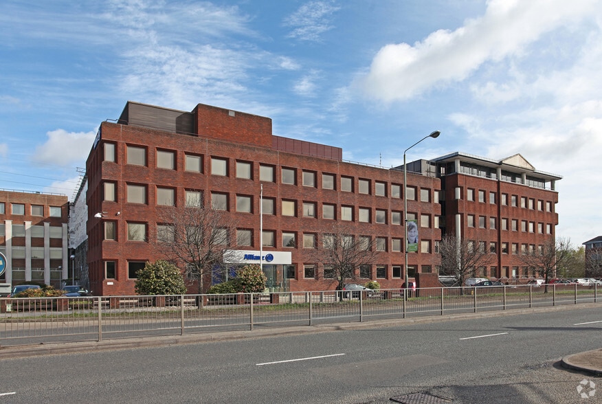 57 Ladymead, Guildford for sale - Primary Photo - Image 1 of 1