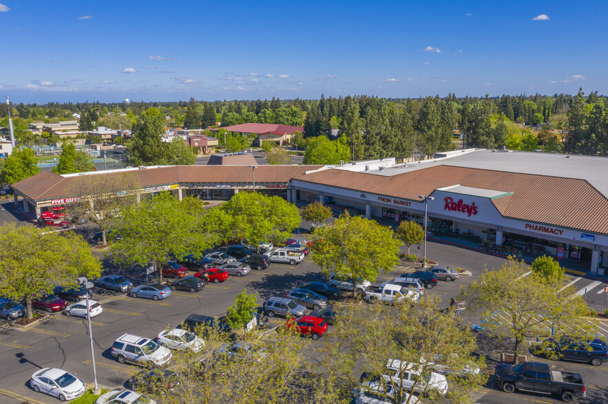 3518-3572 G St, Merced, CA for lease - Building Photo - Image 3 of 7