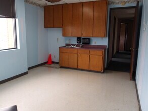 1713 Treasure Hills Blvd, Harlingen, TX for lease Interior Photo- Image 2 of 36