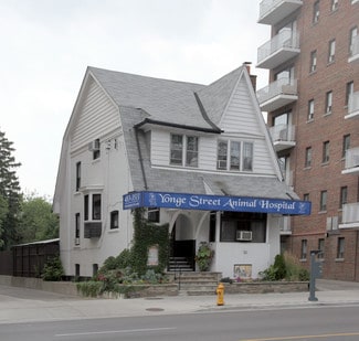 More details for 2722 Yonge St, Toronto, ON - Retail for Sale