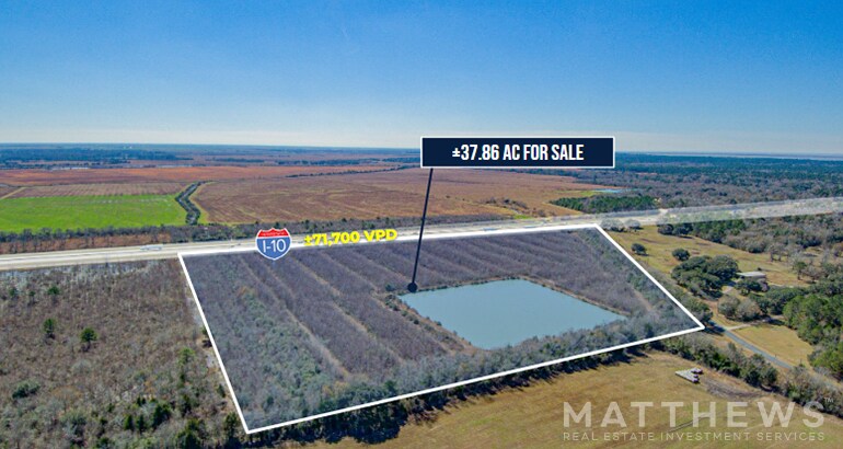 313 Wallace rd, Hankamer, TX for sale - Primary Photo - Image 1 of 1
