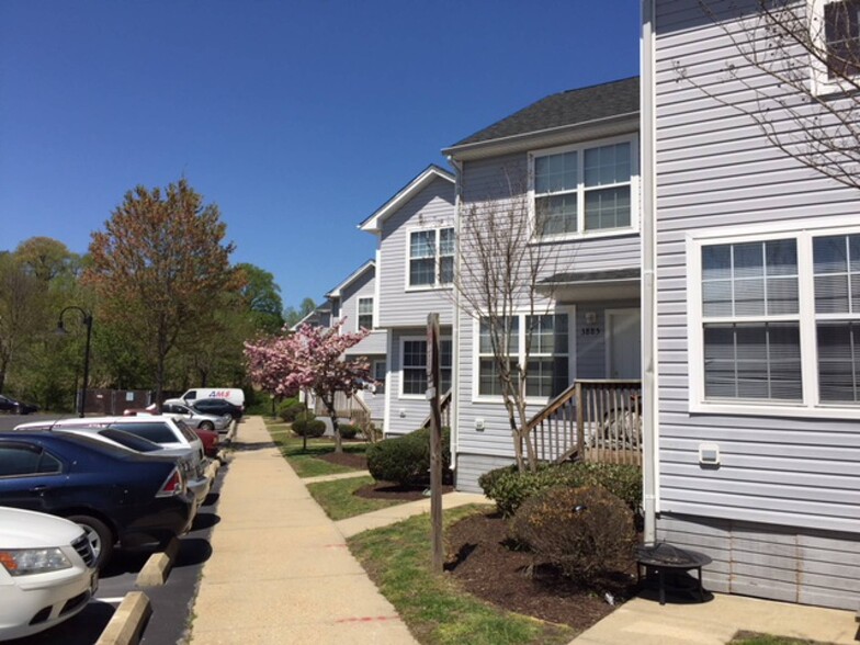 3861-3921 Gordon Stinnett Ave, Chesapeake Beach, MD for sale - Building Photo - Image 1 of 6