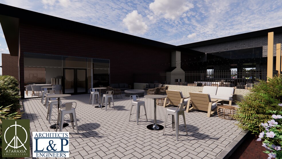 1104 W Clairemont Ave, Eau Claire, WI for lease - Building Photo - Image 2 of 3