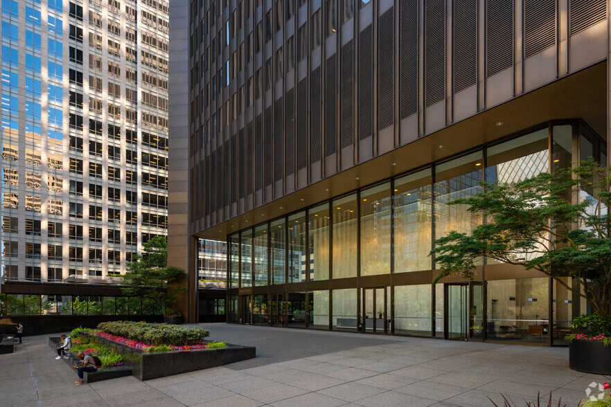 1001 4th Ave, Seattle, WA for lease - Building Photo - Image 3 of 9