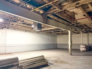 2701 S Coliseum Blvd, Fort Wayne, IN for lease Interior Photo- Image 2 of 2