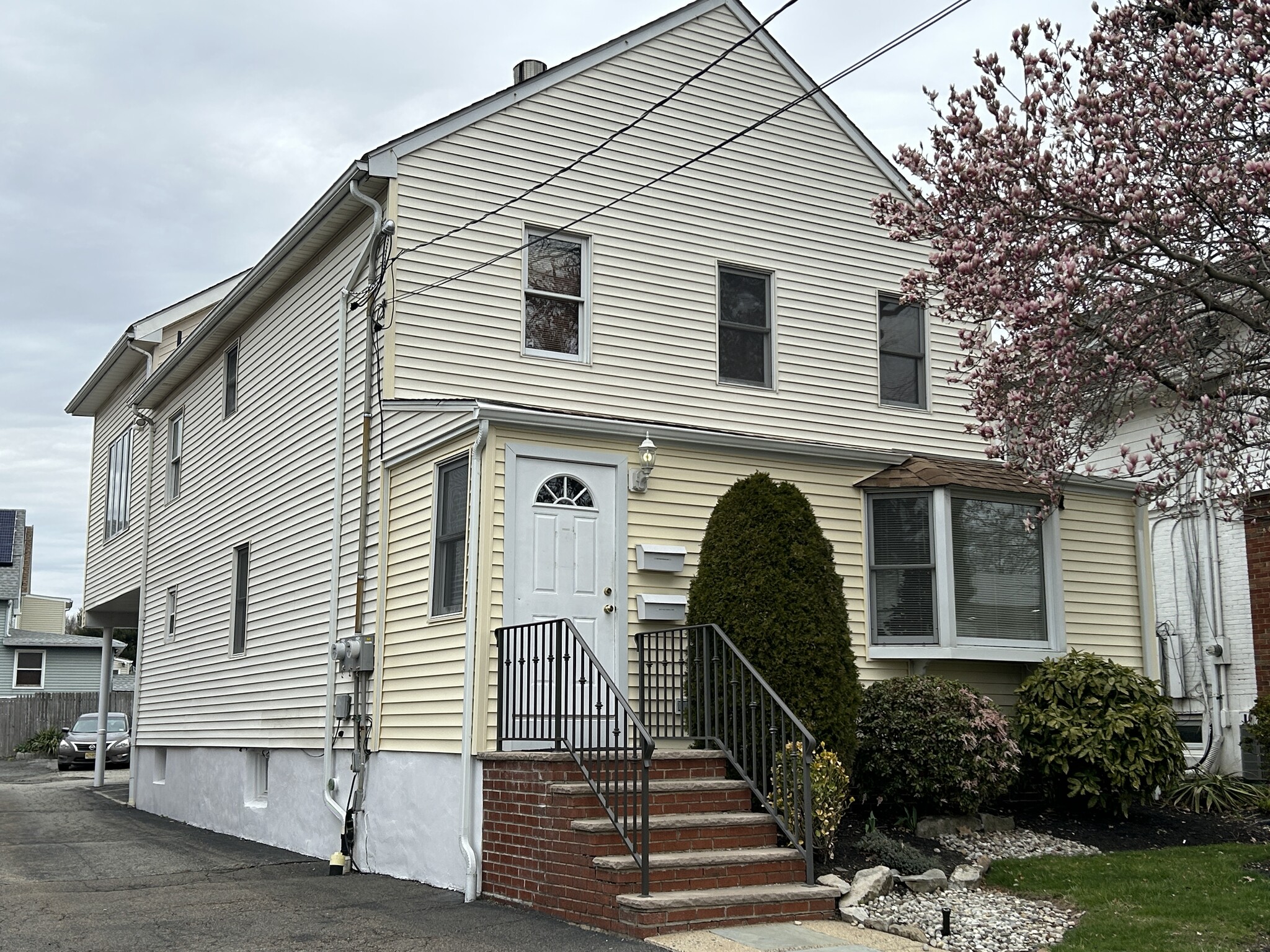 847 King George Rd, Fords, NJ for sale Primary Photo- Image 1 of 37