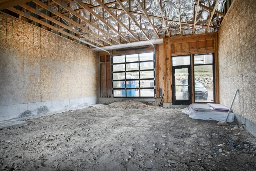 1036 W Wasatch Spring Rd, Kamas, UT for sale - Building Photo - Image 2 of 9