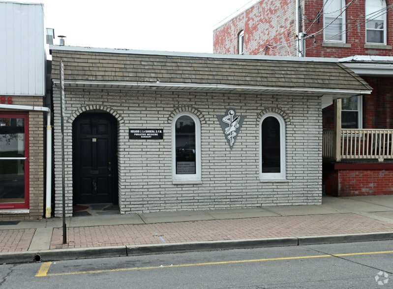 194 Harrison Ave, Garfield, NJ for sale - Primary Photo - Image 1 of 1