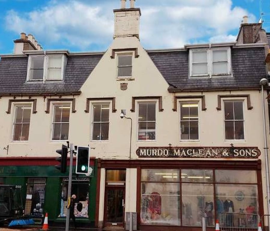 25-27 Cromwell St, Stornoway for sale Primary Photo- Image 1 of 1