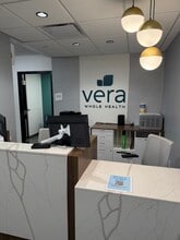 399 Farmington Ave, Farmington, CT for lease Interior Photo- Image 2 of 8