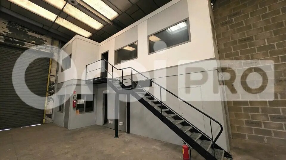 Industrial in Soissons for lease - Interior Photo - Image 3 of 4