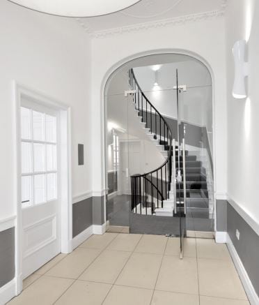 112 George St, Edinburgh for lease - Interior Photo - Image 3 of 16