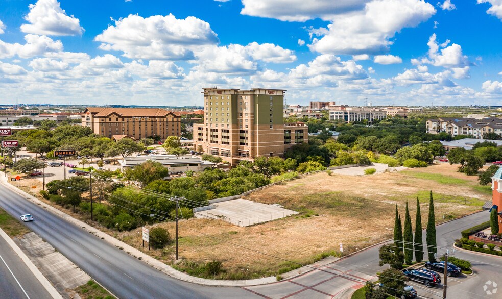 921 Loop 1604 E, San Antonio, TX for sale - Primary Photo - Image 1 of 1