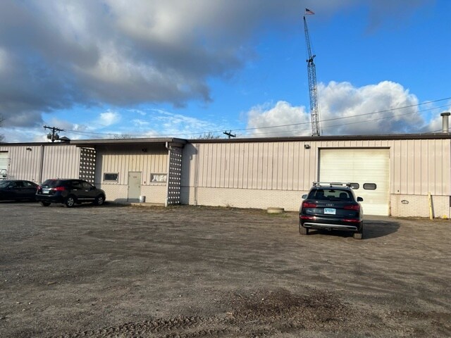 7 Woodtick Rd, Wolcott, CT for sale - Building Photo - Image 1 of 1