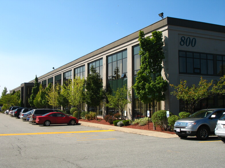 800 Cummings Ctr, Beverly, MA for lease - Building Photo - Image 1 of 14