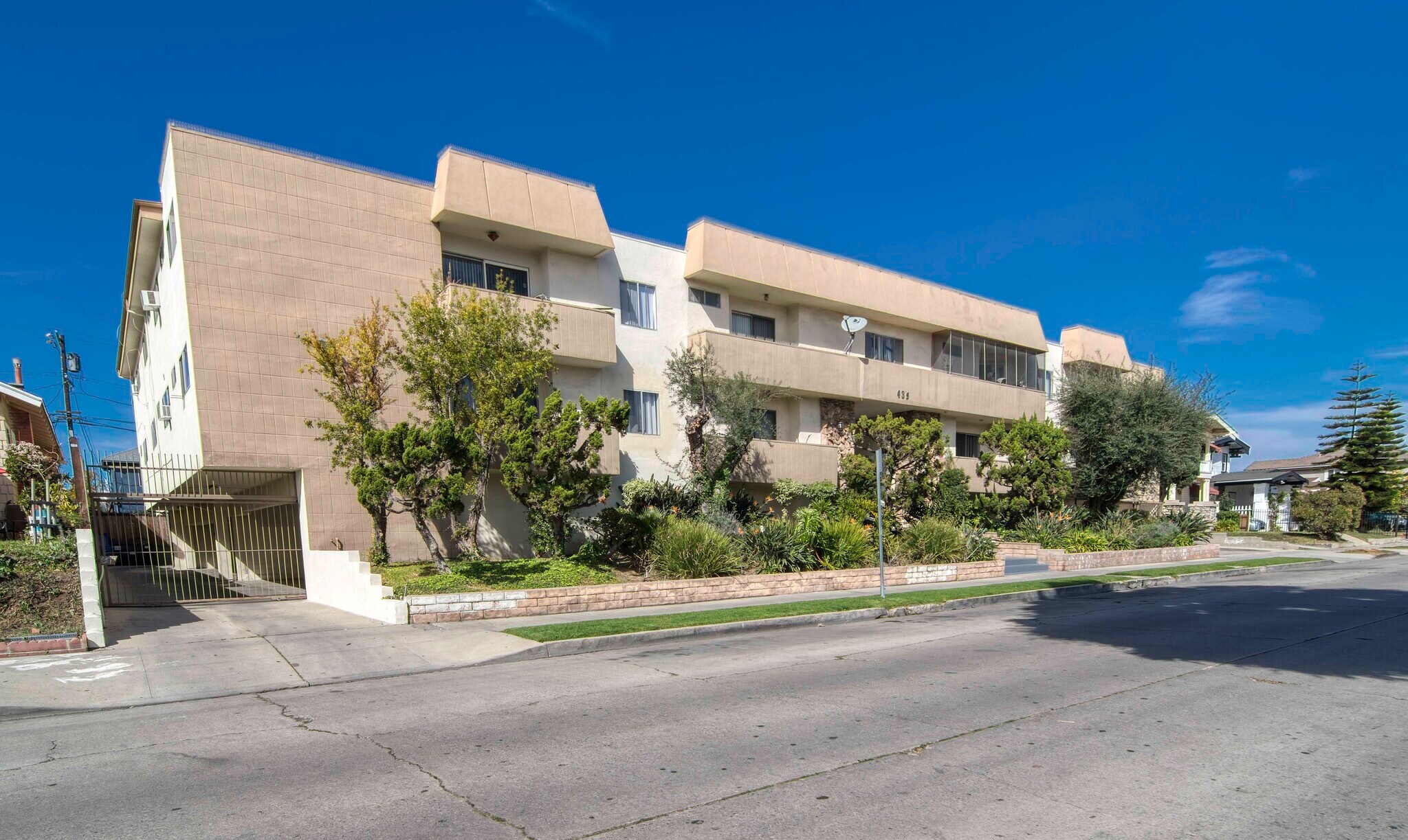 435 N Serrano Ave, Los Angeles, CA for sale Building Photo- Image 1 of 1