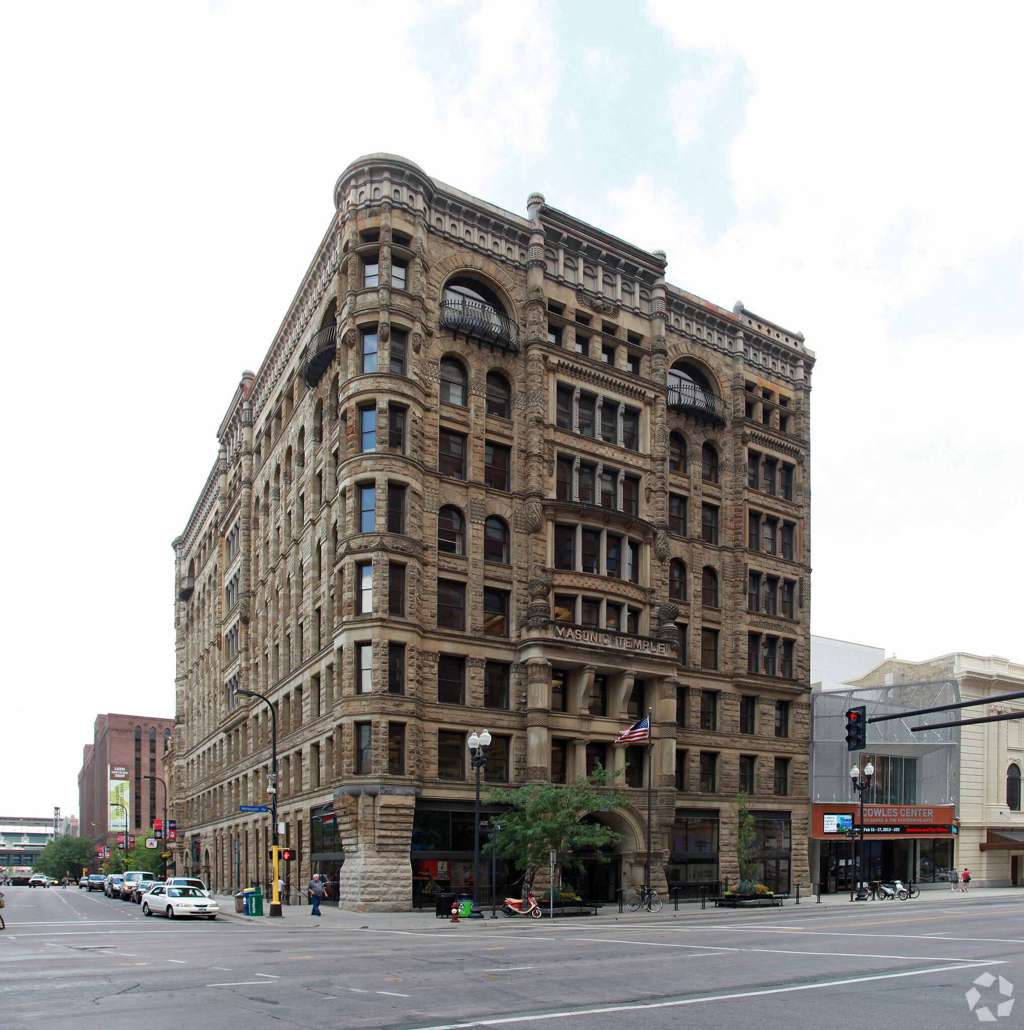 524-528 Hennepin Ave, Minneapolis, MN for sale Primary Photo- Image 1 of 1