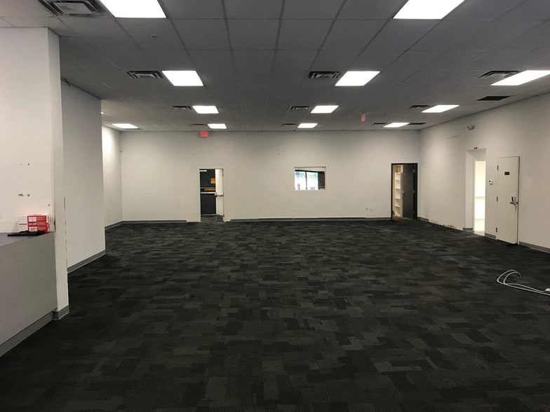 7200 Gardner St, Winter Park, FL for sale - Interior Photo - Image 3 of 9