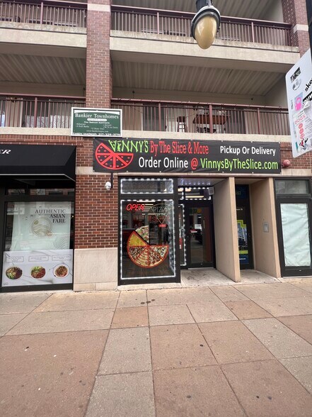 621 E Green St, Champaign, IL for sale - Building Photo - Image 1 of 1