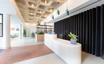 46 Clarendon Rd, Watford for lease Interior Photo- Image 2 of 7