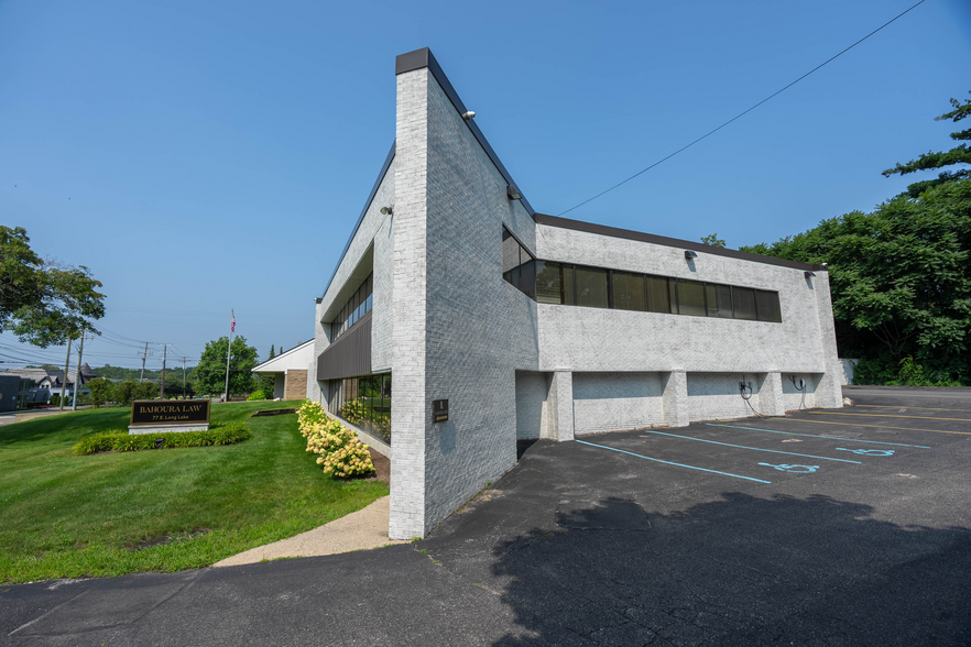 77 E Long Lake Rd, Bloomfield Hills, MI for lease - Building Photo - Image 2 of 3