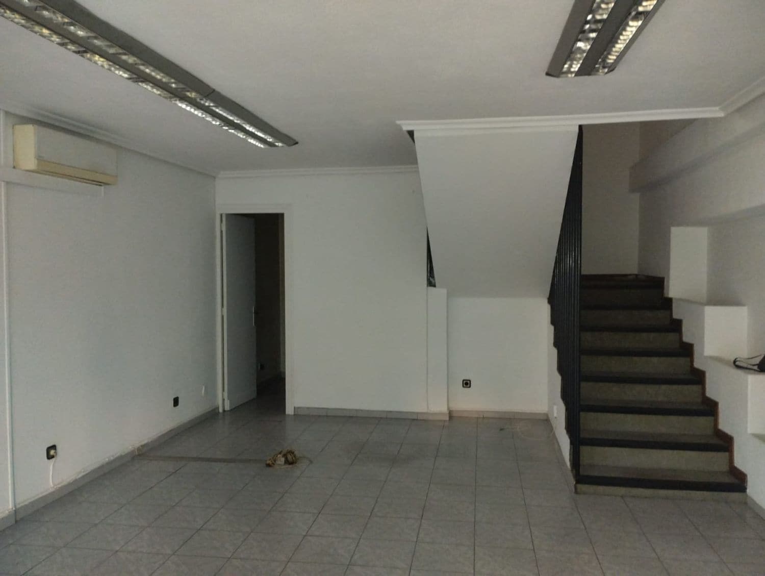 Avenida Ramón y Cajal, 8, Valladolid, Valladolid for lease Building Photo- Image 1 of 27