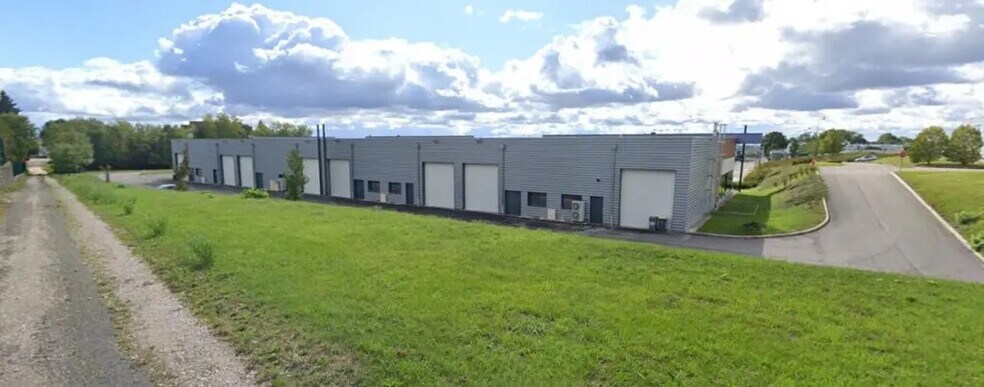 Retail in Choisey for lease - Building Photo - Image 2 of 4