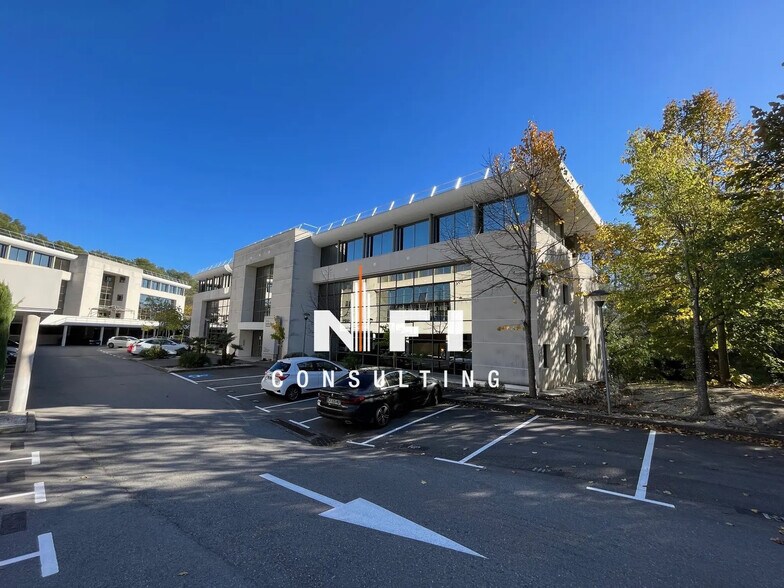 Office in Mougins for lease - Building Photo - Image 1 of 7