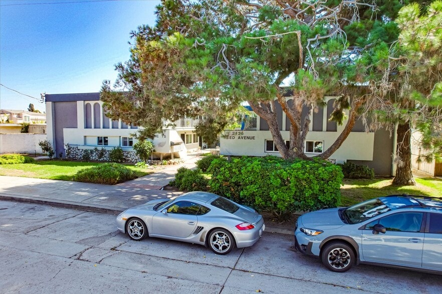2125 Reed Ave, San Diego, CA for sale - Building Photo - Image 2 of 14