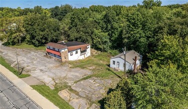 3950 Parkman Rd, Warren, OH - aerial  map view - Image1