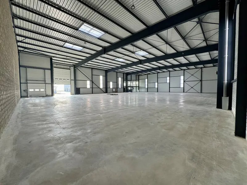 2 rue de l'industrie, Longperrier for lease Interior Photo- Image 1 of 2