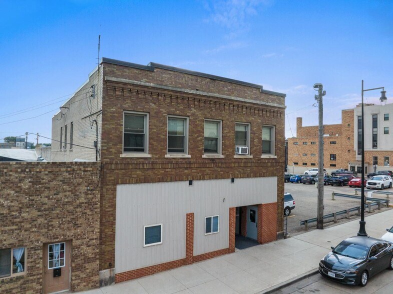 13 1st St SE, Minot, ND for sale - Building Photo - Image 1 of 1