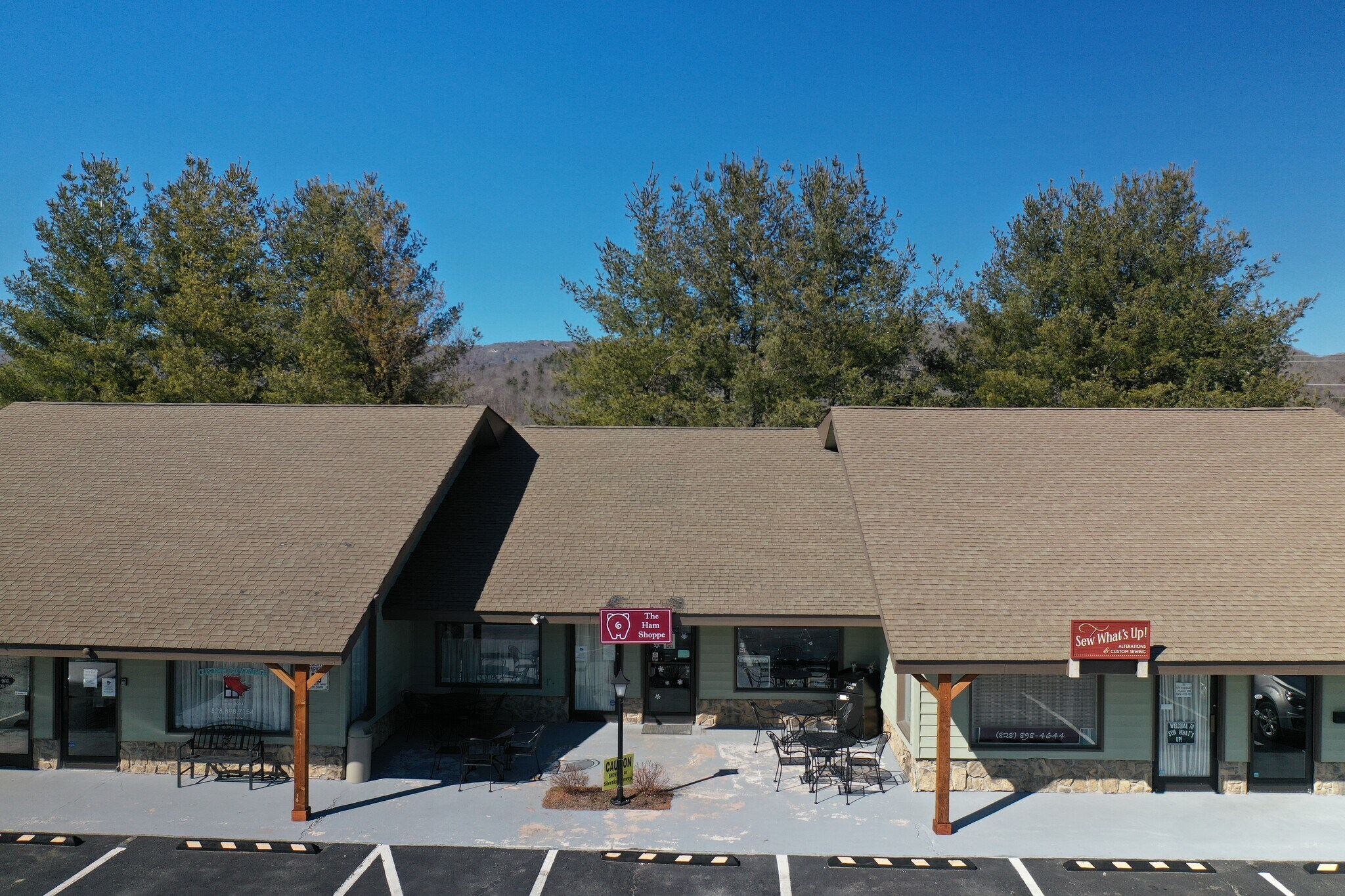 100 High Country Sq, Banner Elk, NC 28604 Retail for Lease