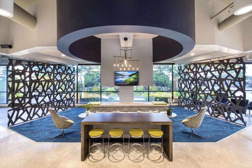 11611 N Meridian St, Carmel, IN for lease - Interior Photo - Image 3 of 8