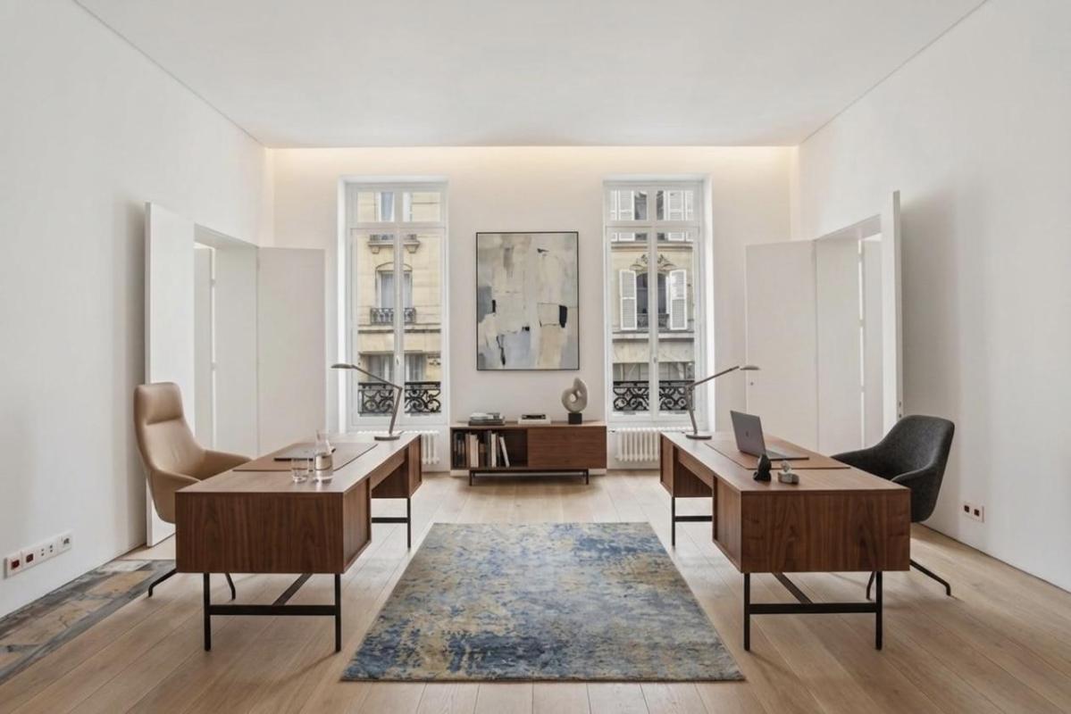 Office in Paris for sale Interior Photo- Image 1 of 5