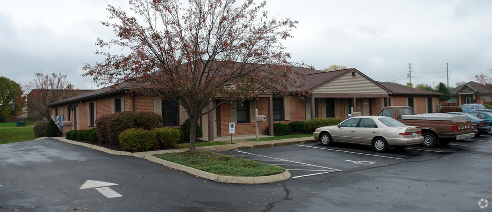 3183-3185 Beaver Vu Dr, Dayton, OH for lease - Building Photo - Image 2 of 5