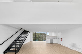 1501 Main St, Venice, CA for lease Interior Photo- Image 2 of 10