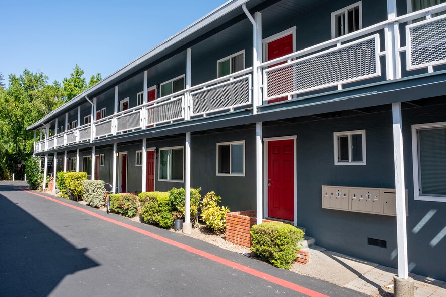 131 Kent Ave, Kentfield, CA for sale - Building Photo - Image 3 of 21